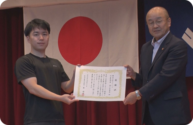 和歌山県北山村へリライブウェアを含む、総額約900万円相当の寄附を行いました。